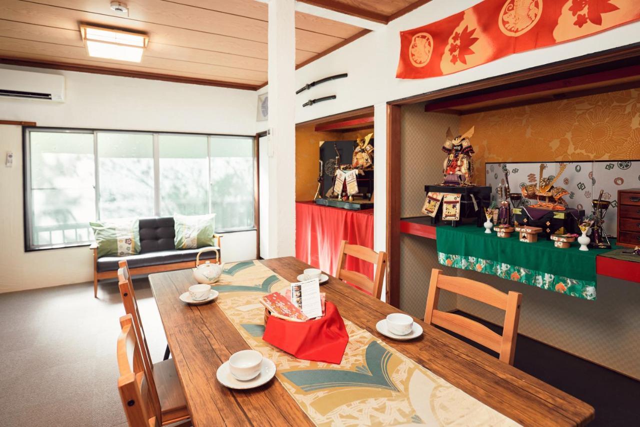 Villa Hakone Kabuto 古民家旅館 150平米 バス停迄一分 準天然温泉 最大12名 Luaran gambar