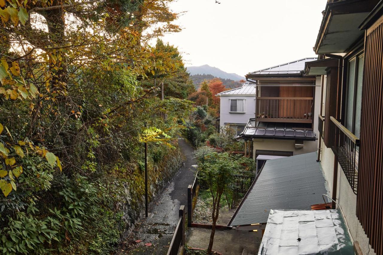 Villa Hakone Kabuto 古民家旅館 150平米 バス停迄一分 準天然温泉 最大12名 Luaran gambar