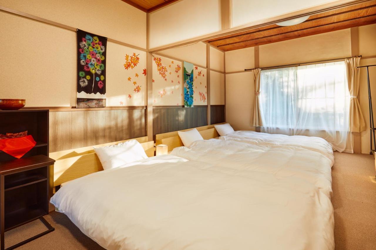 Villa Hakone Kabuto 古民家旅館 150平米 バス停迄一分 準天然温泉 最大12名 Luaran gambar